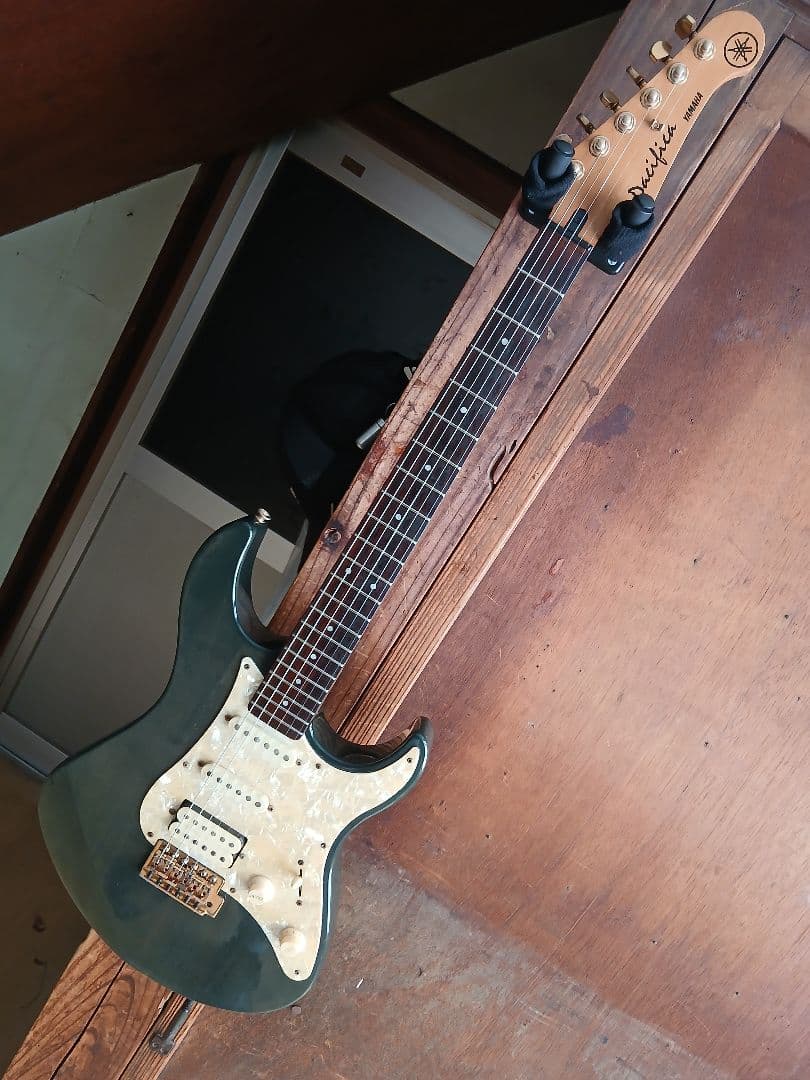 Yamaha Pacifica312 エレキギター