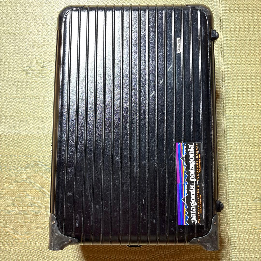 リモワスーツケース ブラック