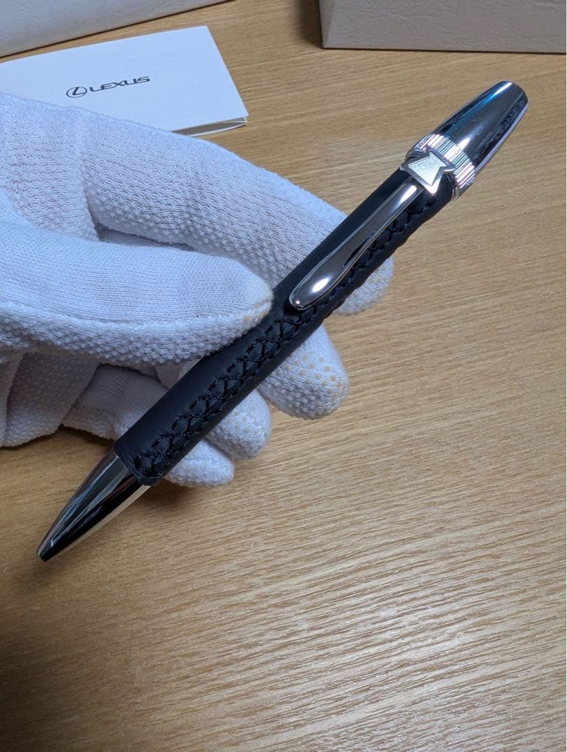 ＊お値下げ＊【未使用品】LEXUSコレクション「ボールペン(レザー)」