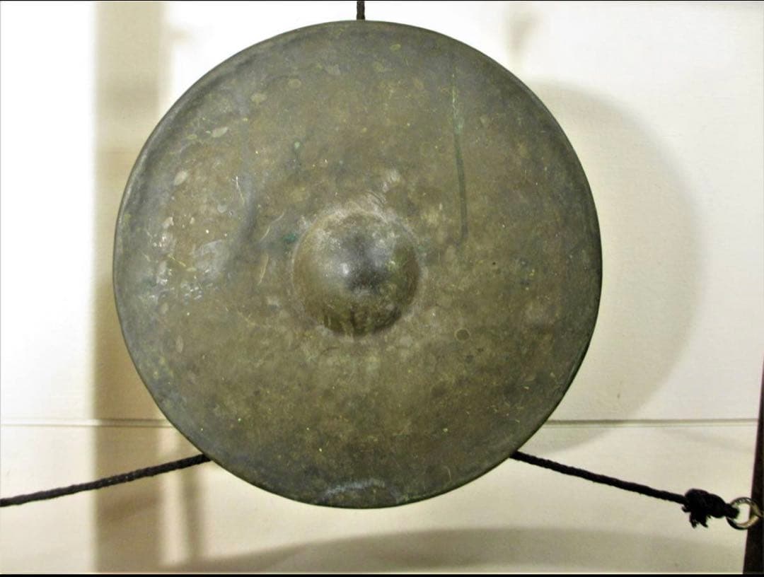 銅鑼、木製スタンド付き(古民具)