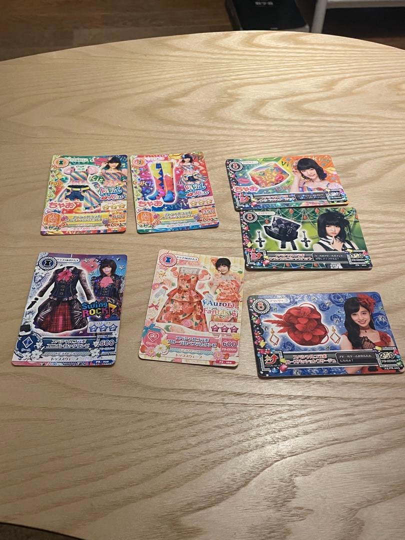 【まとめ売り】アイカツカード120枚＋アイカツカードケース