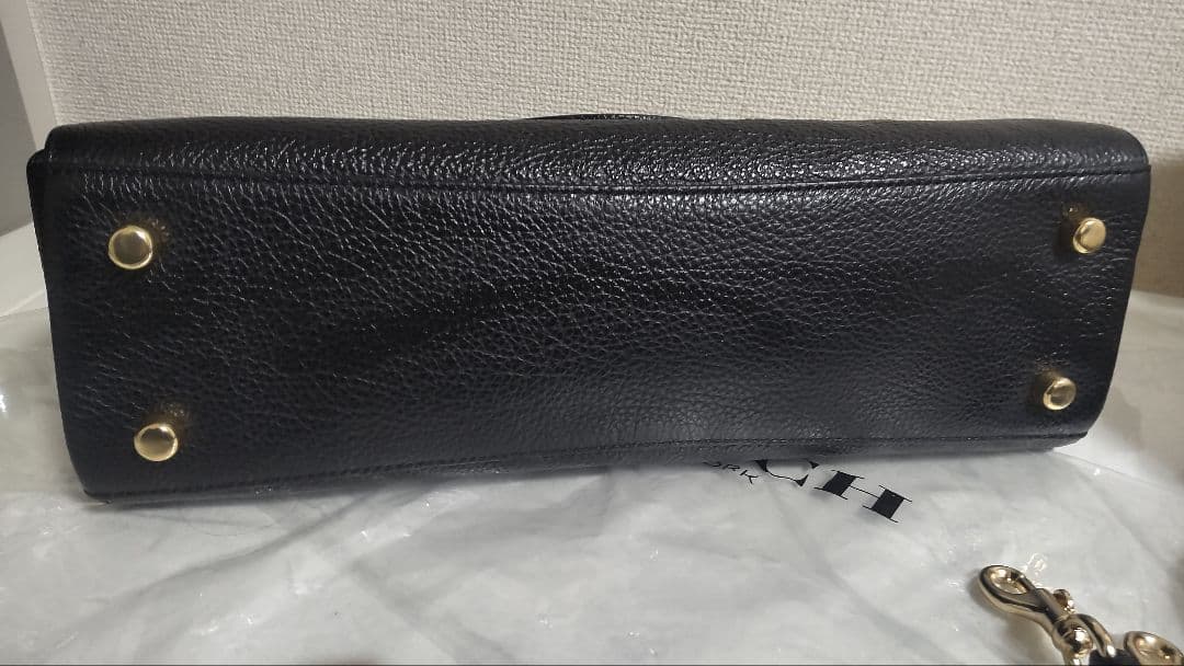 COACH ブラックレザー ショルダーバッグ　新品同様　超美品