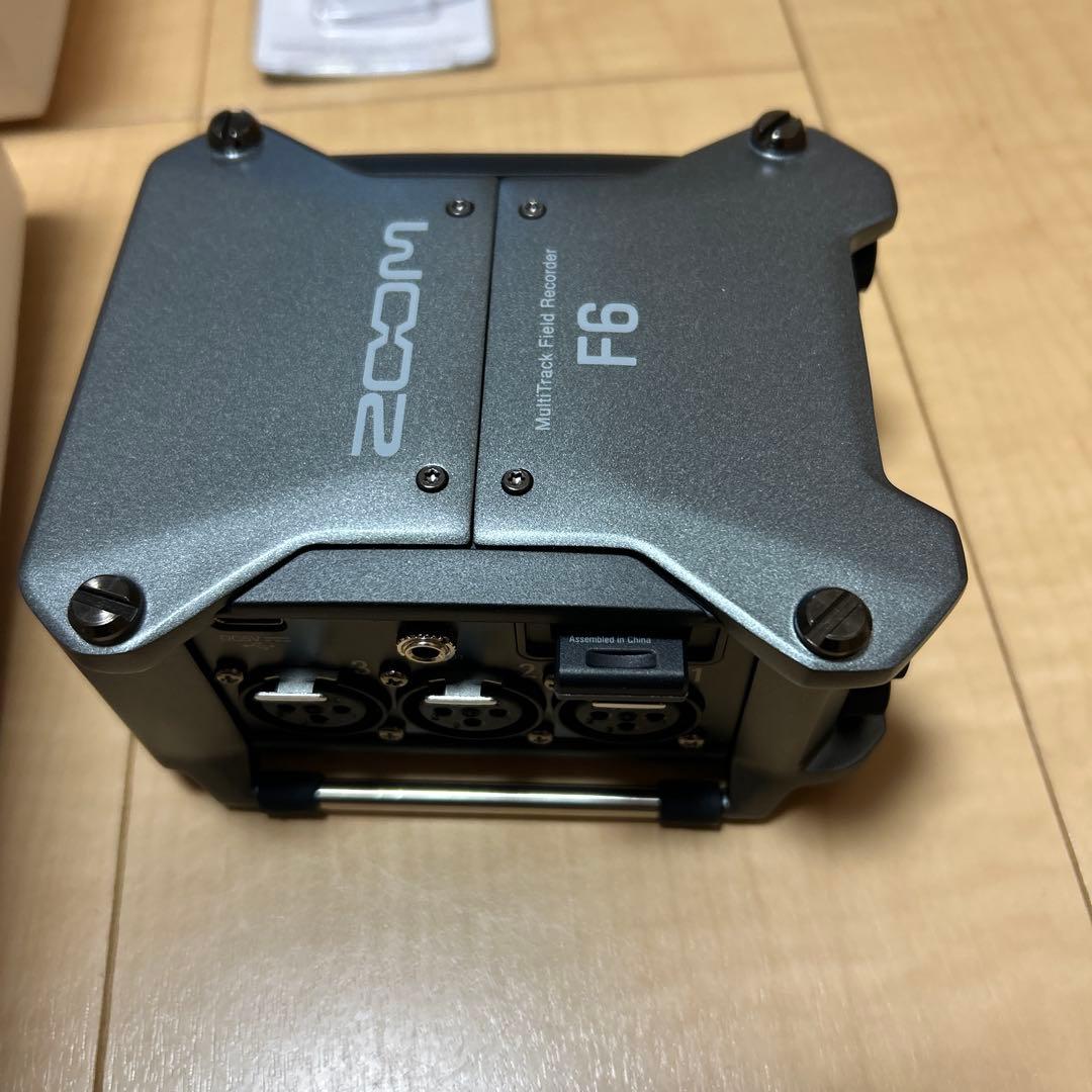 ZOOM F6 マルチトラックフィールドレコーダー bt付き