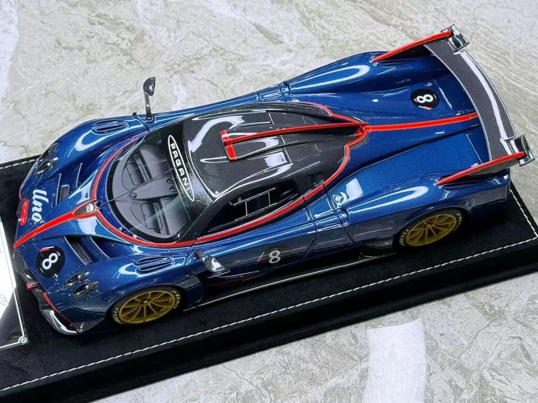 未使用 HH モデル 1/18 パガーニ ウアイラ ミニカー 限定品