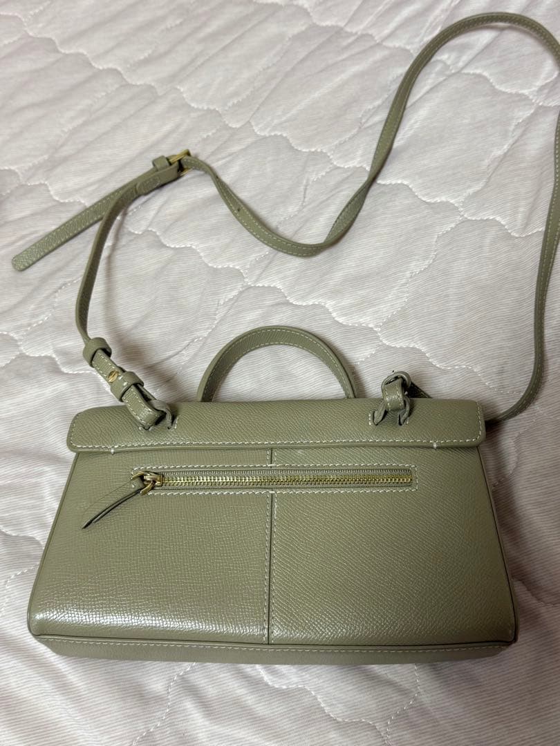 カフネ ショルダー バッグ