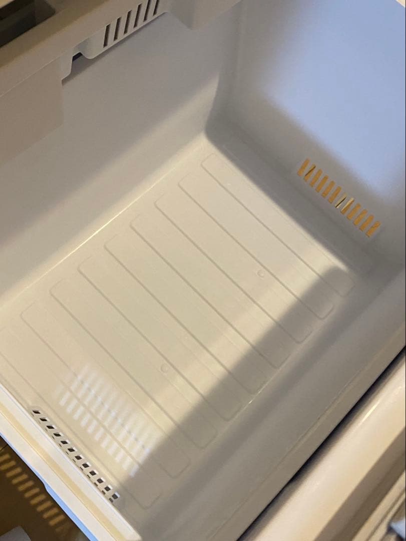 三菱　冷蔵庫　3ドア　MR-C33F-W形　2020年製