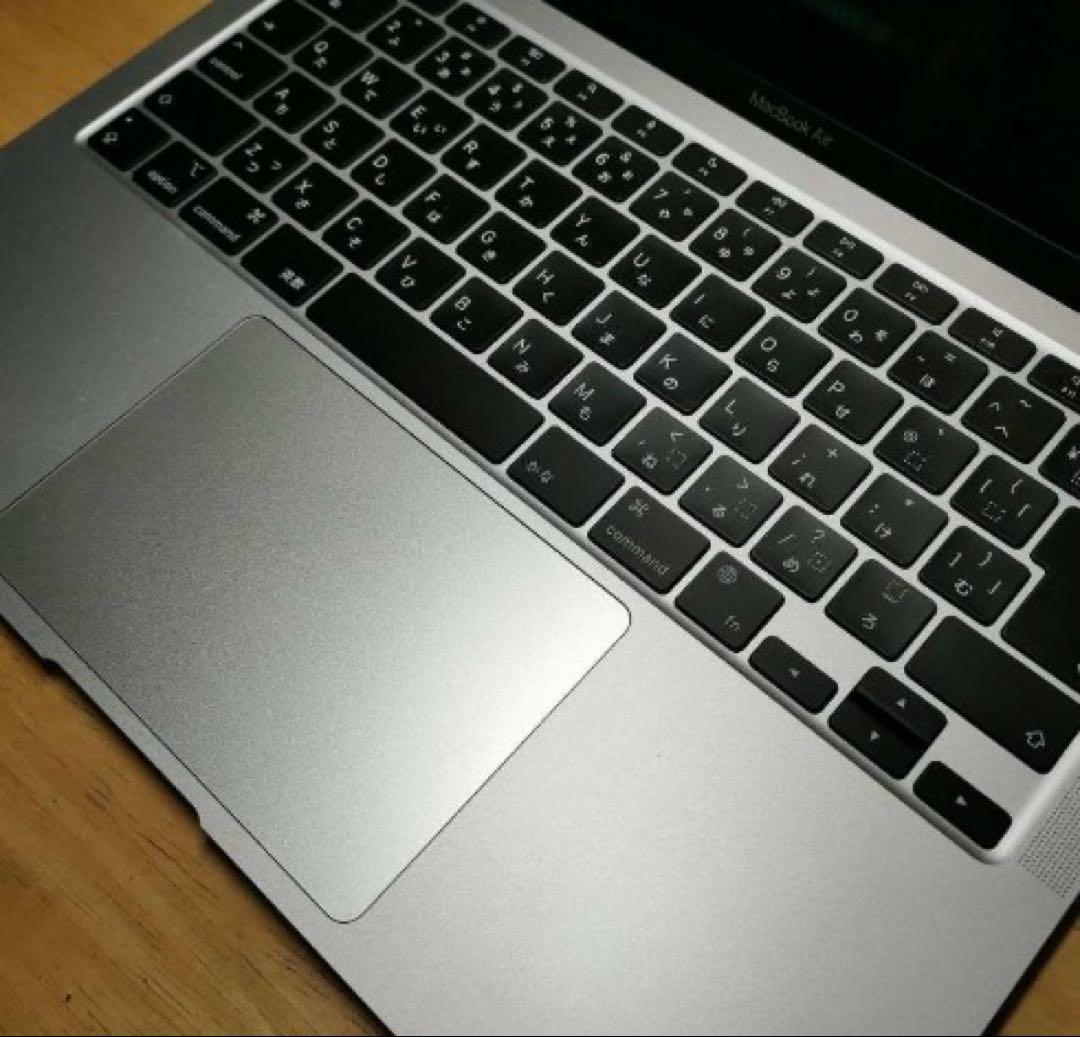 (美品)　MacBook Air M1チップ