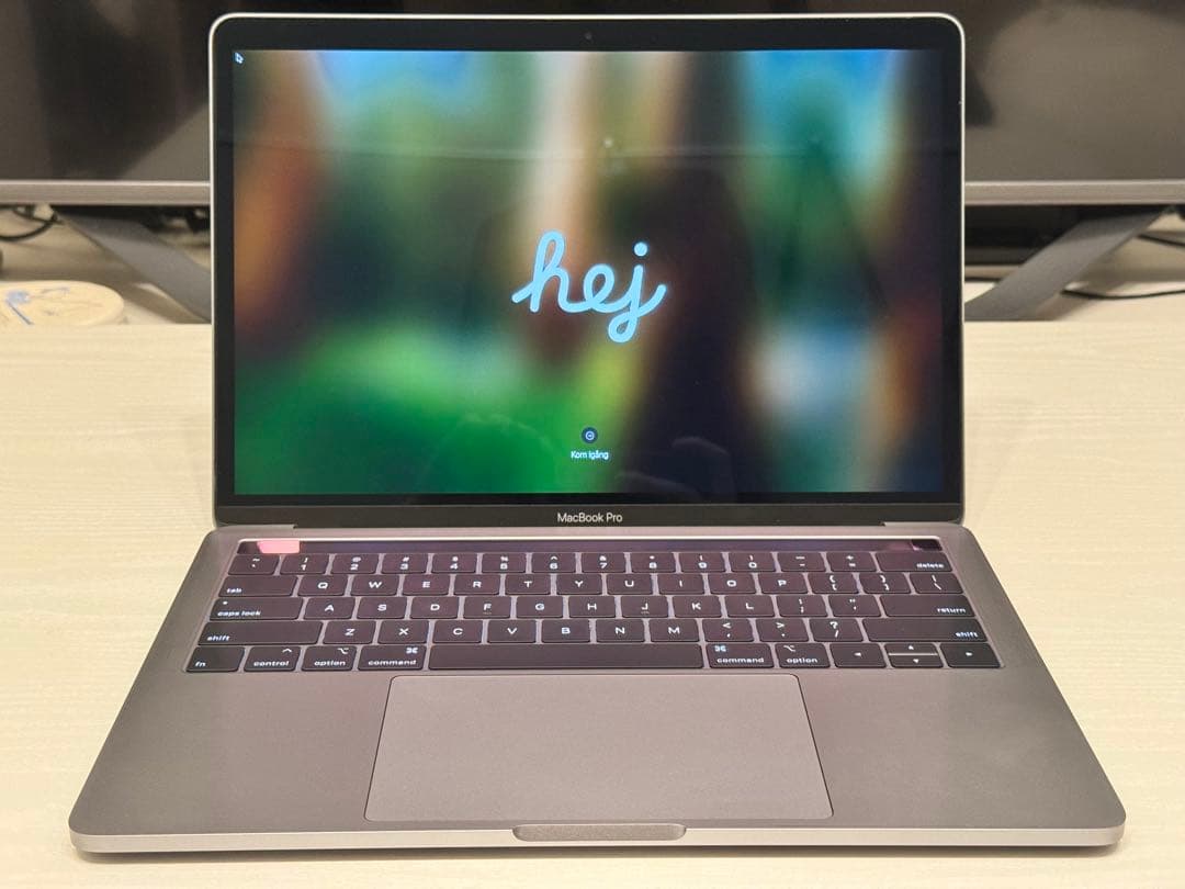 【バッテリー状態良好】MacBook Pro/ i5 / 8GB/ 256GB