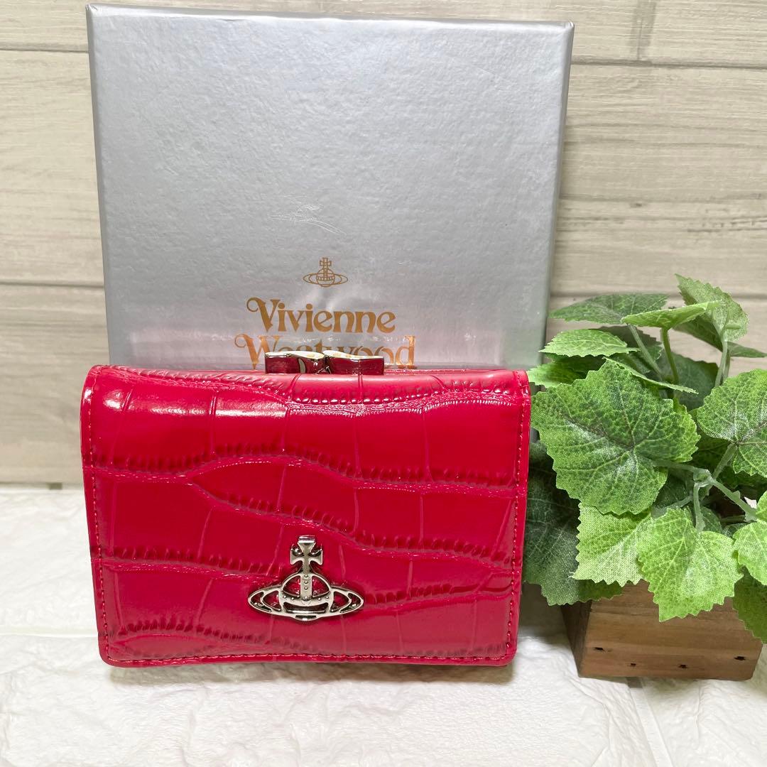 【新品・未使用】Vivienne Westwood 三つ折り財布 　レッド