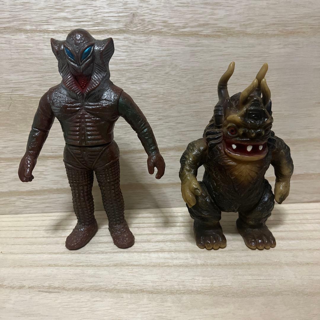 様用ポピー怪獣足製11体ソフビ