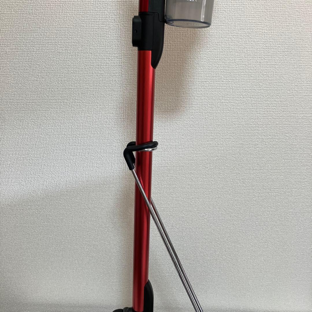 東芝　VC-CLX50　サイクロン式コードレスクリーナー　赤　トルネオV　一式