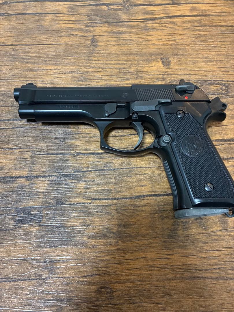 マルシン　ベレッタ92F ブラック　モデルガン
