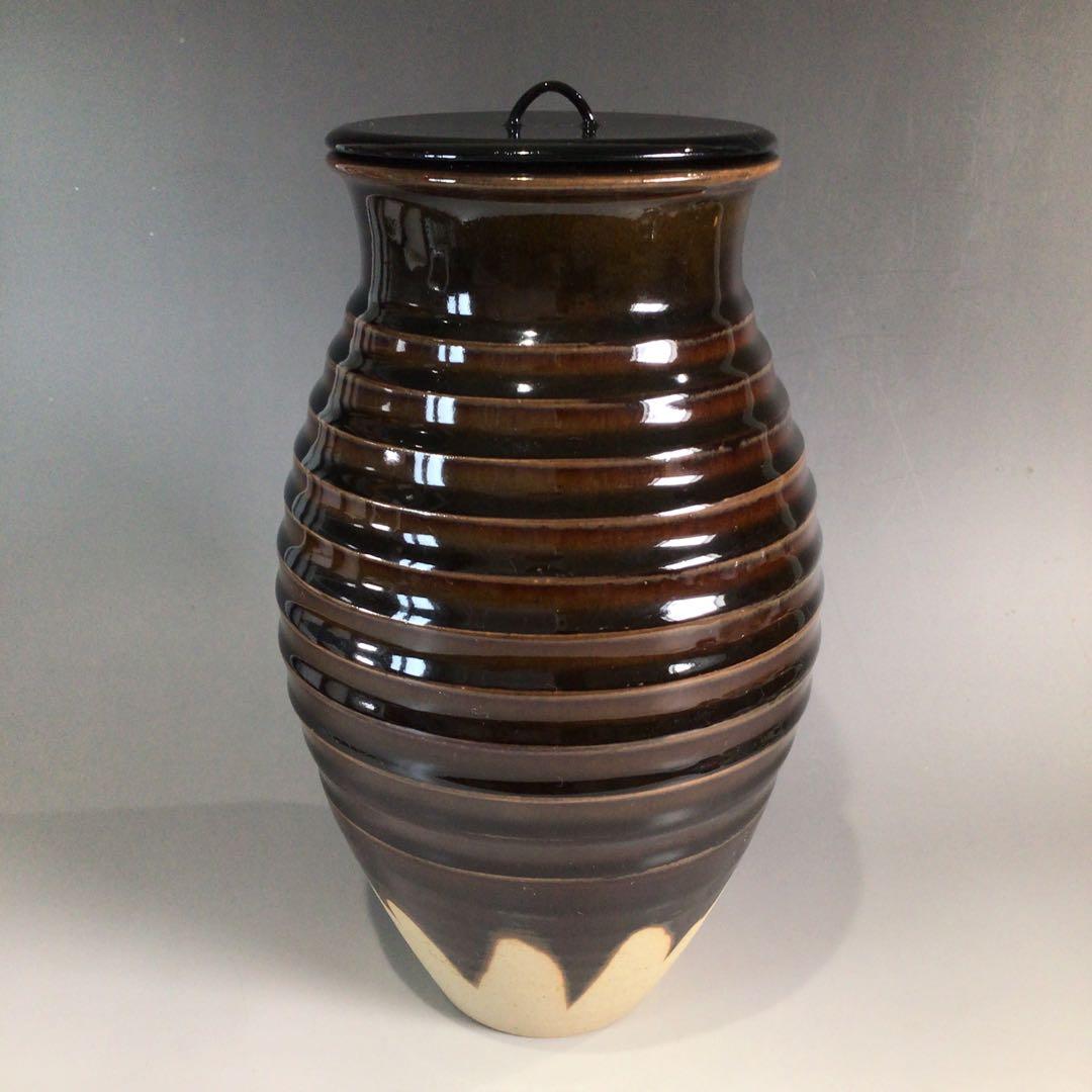 Ｐ２０５　水指　『阿漕窯造』『蘆瀑写水指』　共箱　茶道具