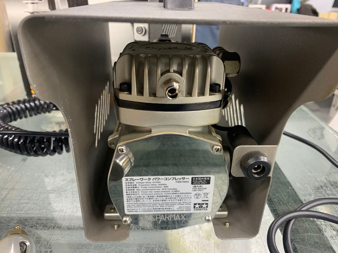 タミヤ　スプレーワーク　パワーコンプレッサー　中古
