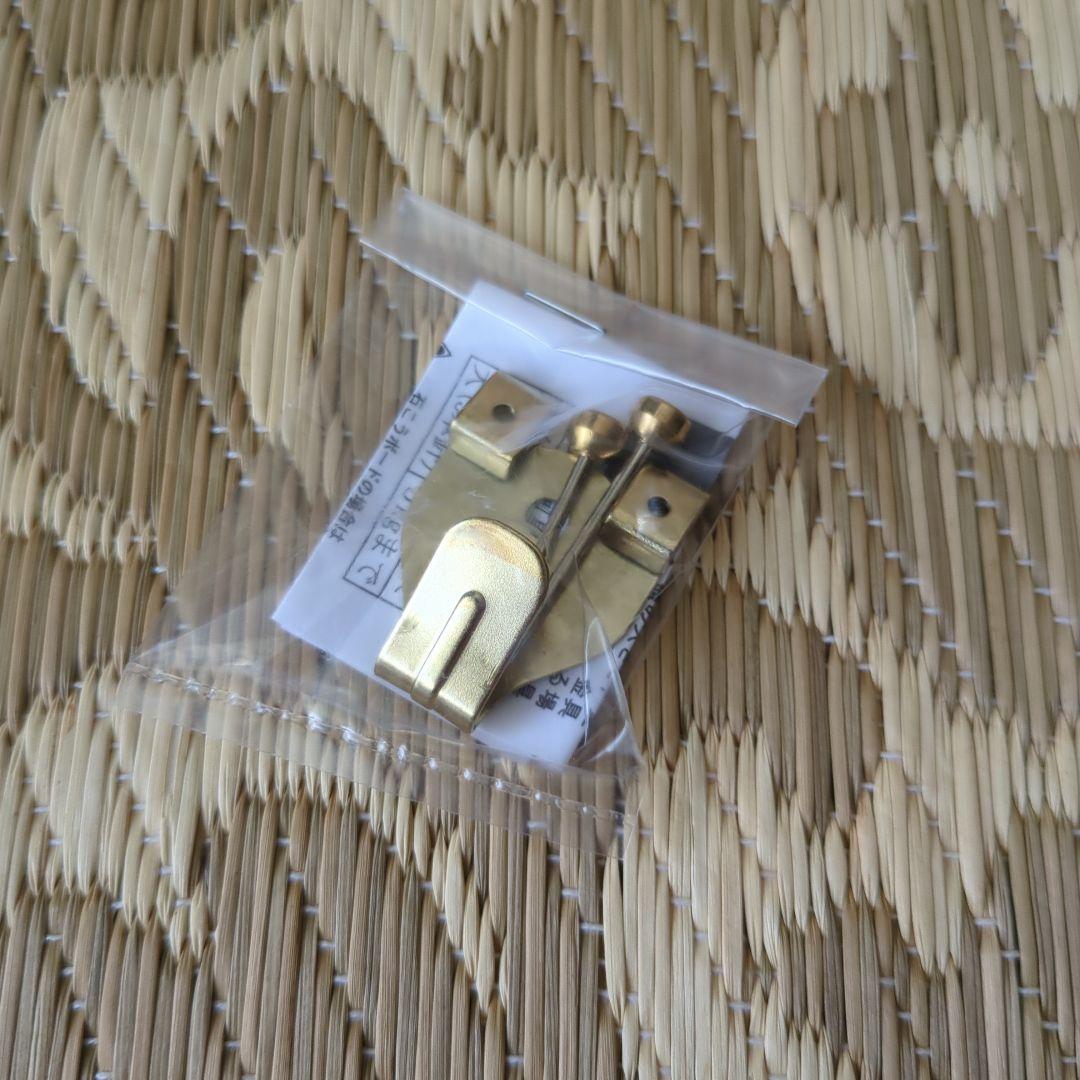 マルク・シャガール　絵画　エッフェル塔の新郎新婦