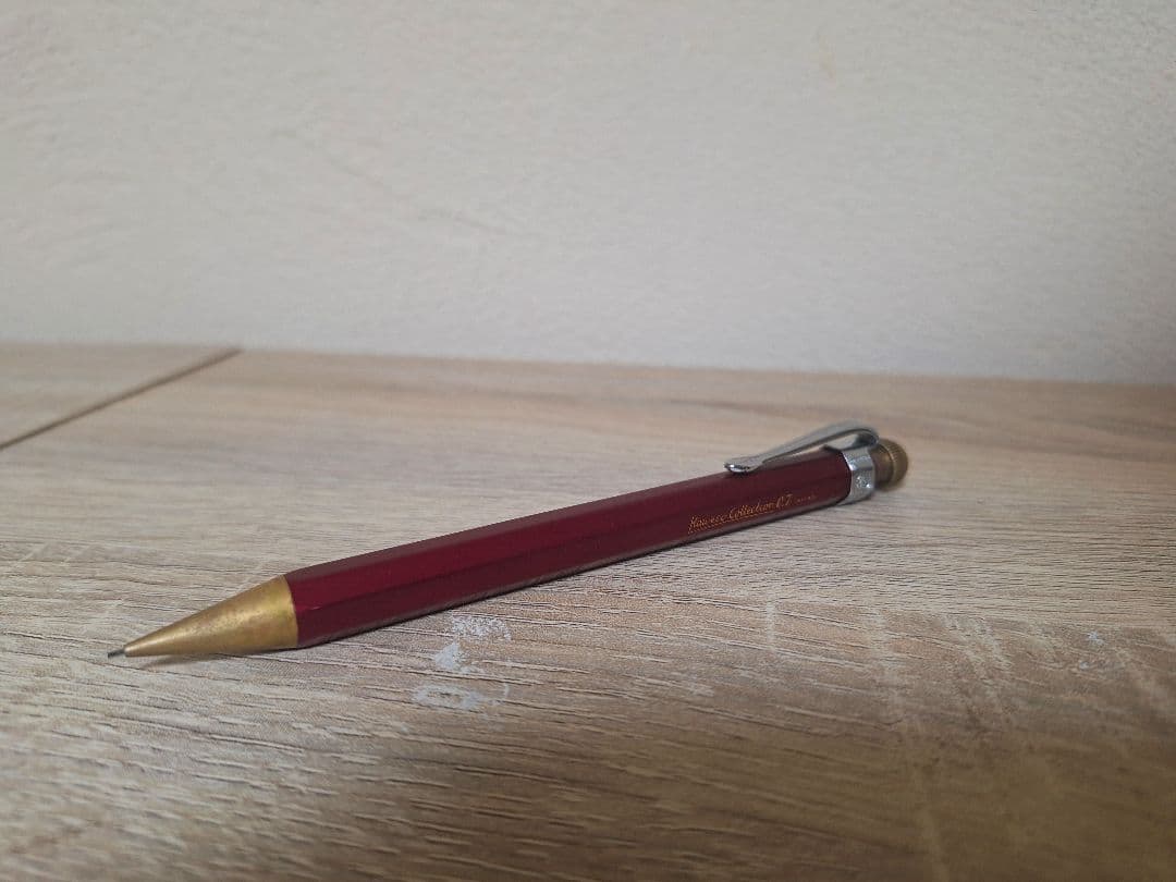 カヴェコレッド シャーペン0.7mm(0.5mm)