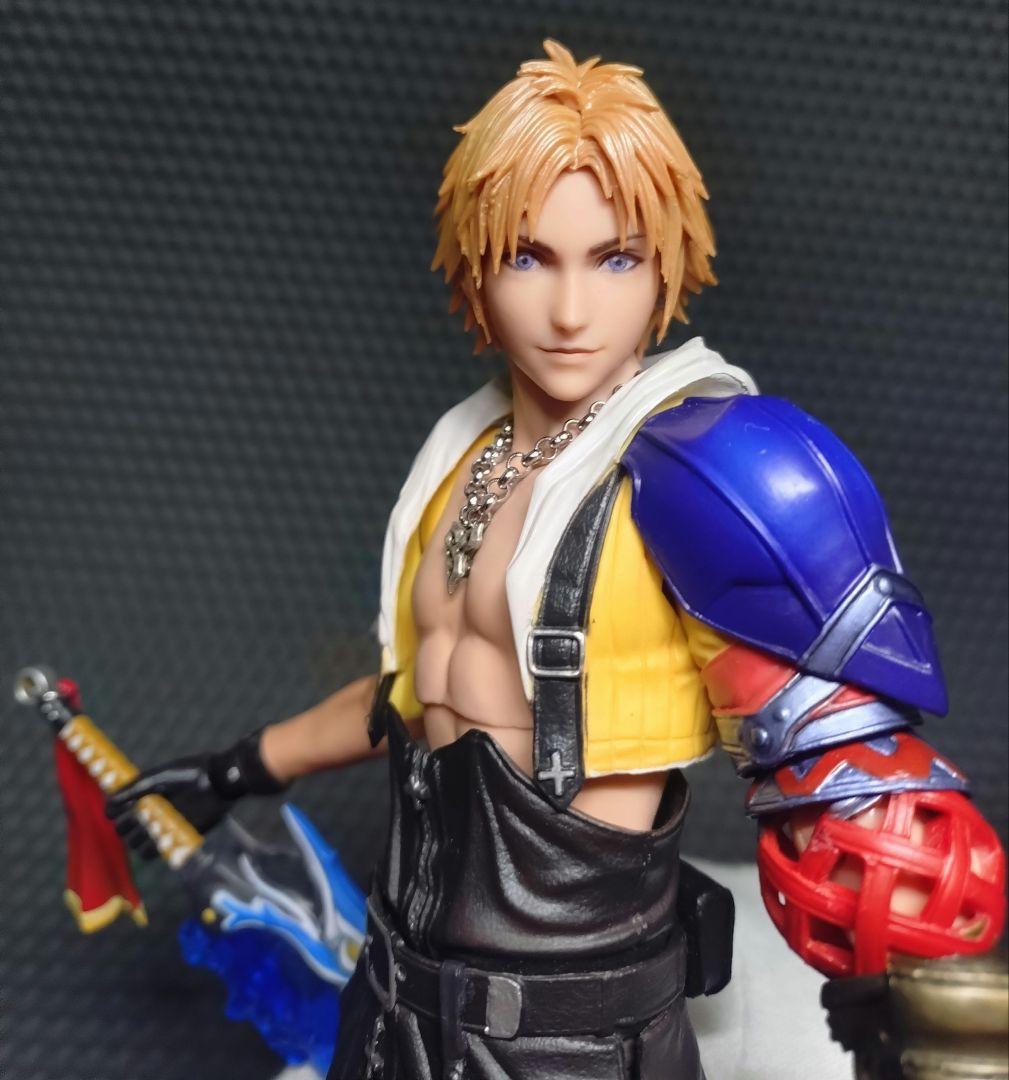 プレイアーツ改　ティーダ