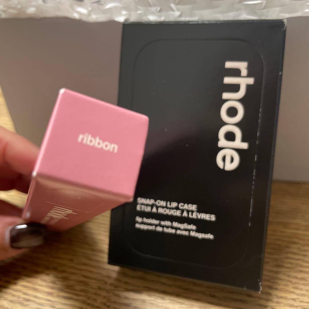 rhode SNAP-ON LIP CASE ヘイリーコスメ　リップ付き　ロード