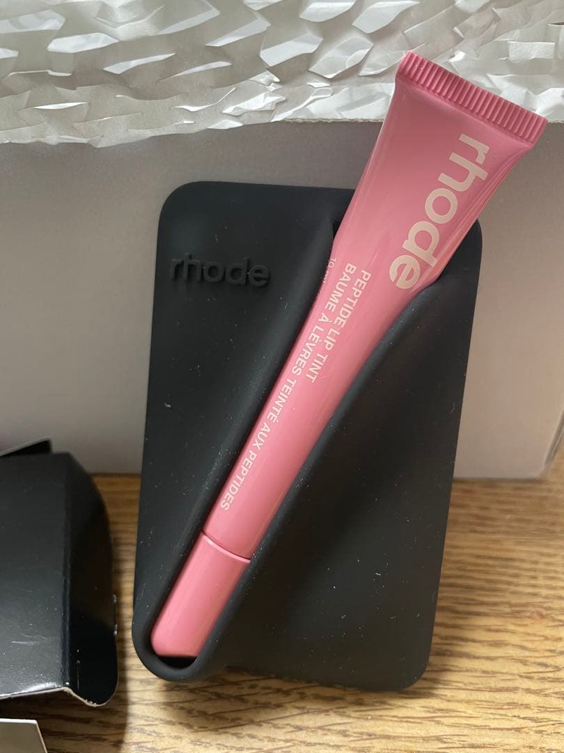 rhode SNAP-ON LIP CASE ヘイリーコスメ　リップ付き　ロード