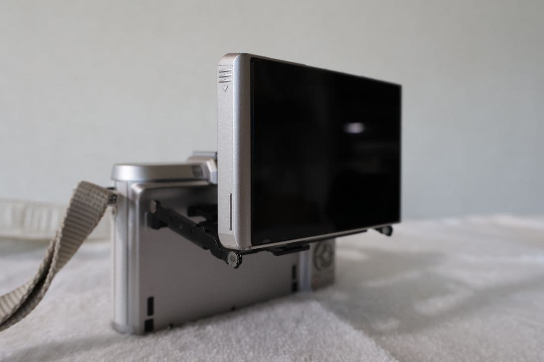 OLYMPUS PEN E-PL8 ダブルズームキット