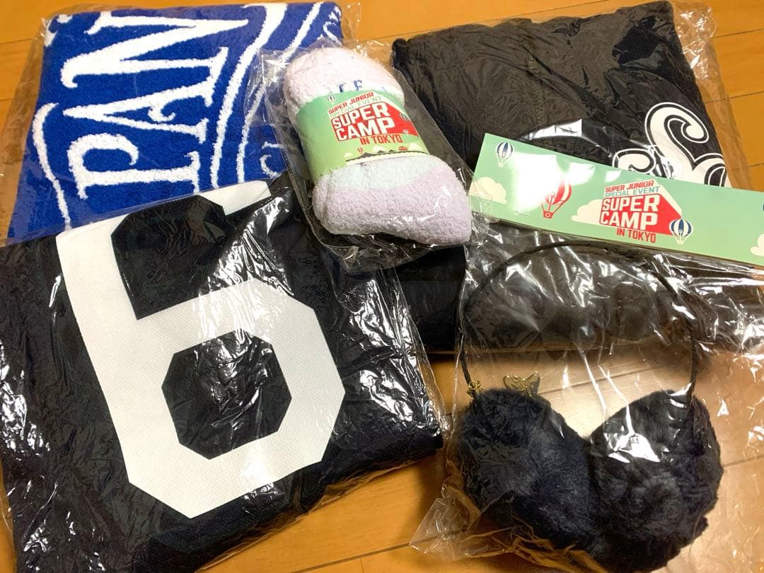 【新品・美品】SuperJuniorフーディ等グッズセット