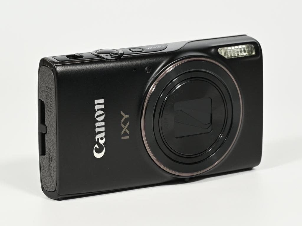 【美品】 キヤノン　Canon IXY 650 ブラック