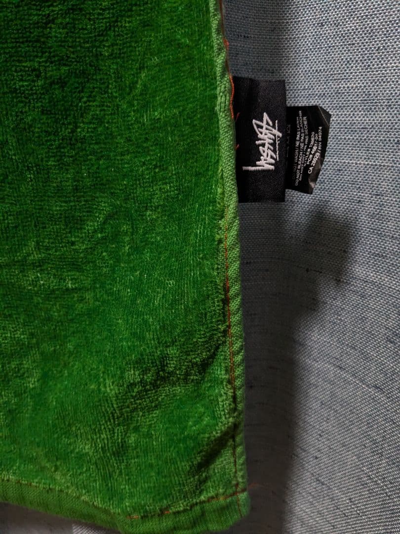 美品　STUSSY　ラスタ　ビーチタオル　レゲエ　　MIGHTY CROWN
