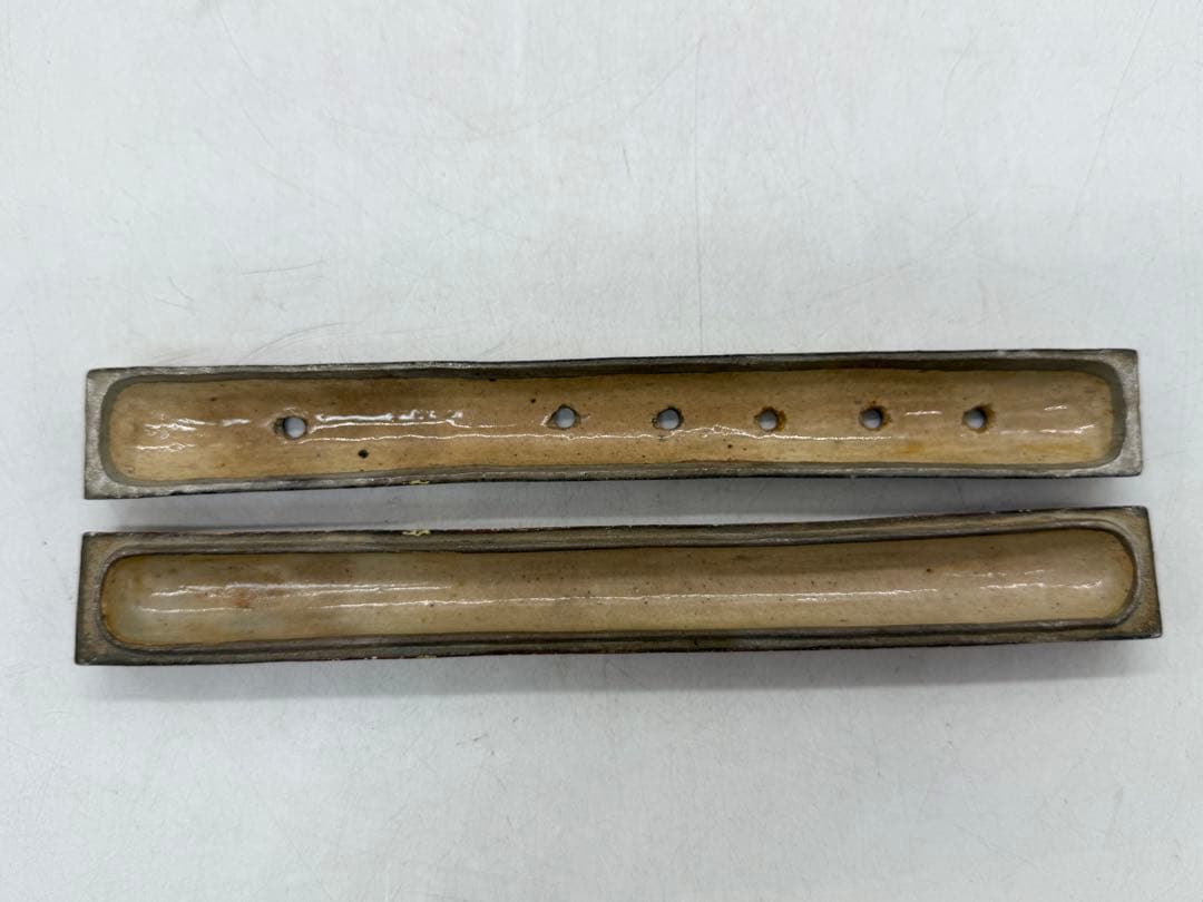 赤絵　金彩唐草紋　笛型お香立　在銘　木箱入　送料込み250618