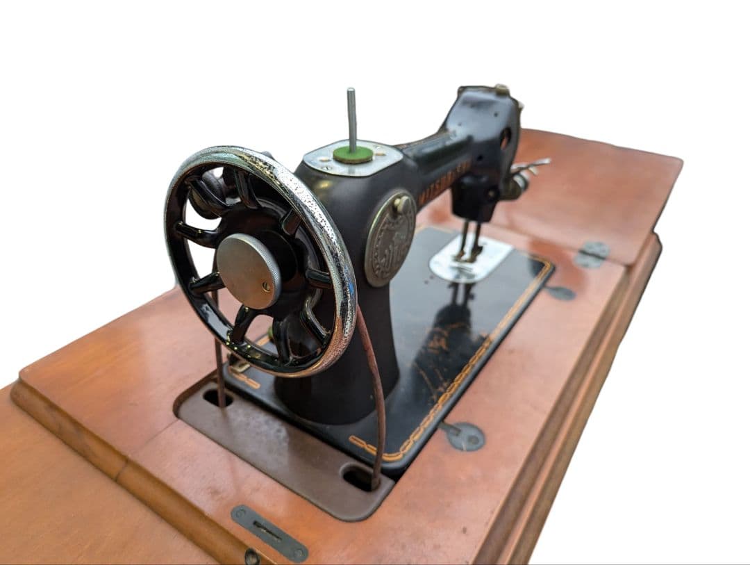 アンティークミシン 足踏みミシン　三菱製 MITUBISHI ミシン