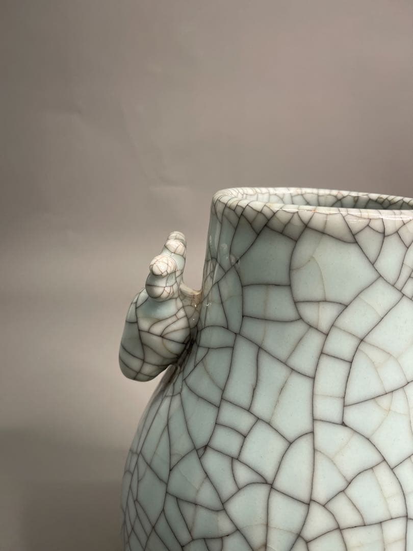 有款 青磁冰裂紋鹿耳瓶