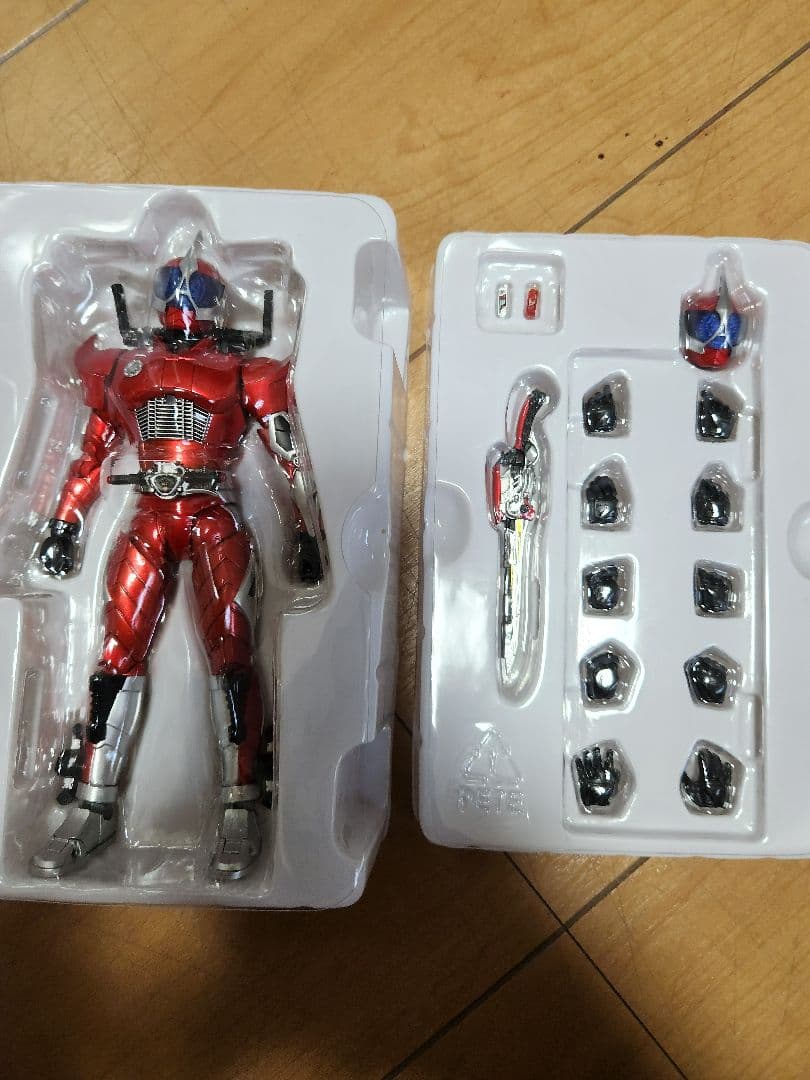 フィギュアーツ 真骨頂 仮面ライダーアクセル