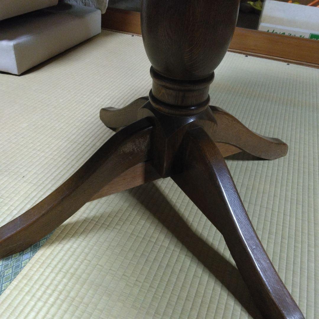 木製丸テーブル