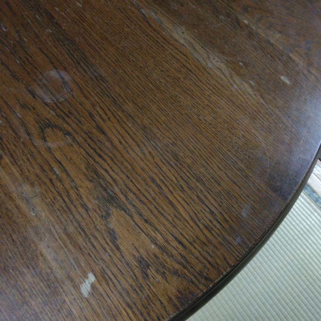 木製丸テーブル