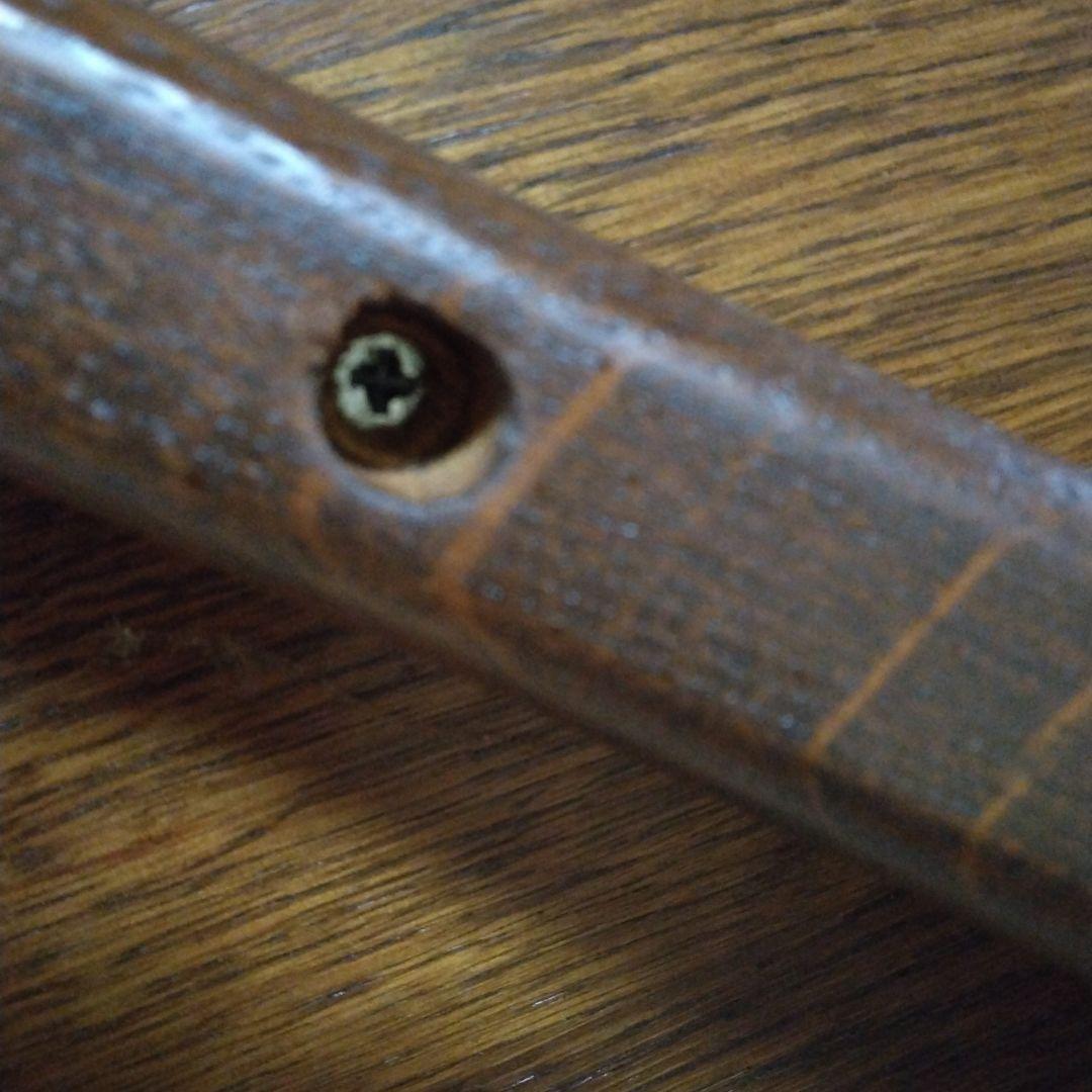 木製丸テーブル