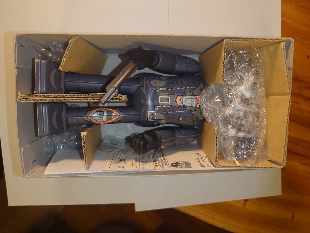 メディコムトイ ターミネー T-800 ブリキのゼンマイ歩行フィギュア　開封済み