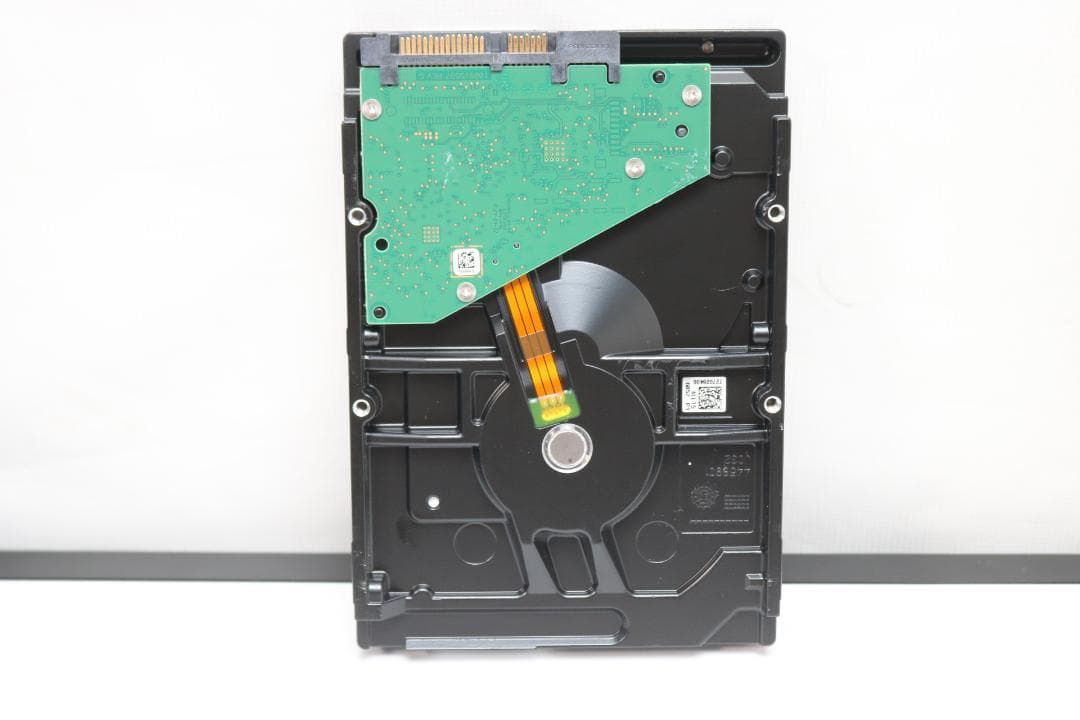 8TB HDD ST8000DM004-2CX188 15時間程度　美品