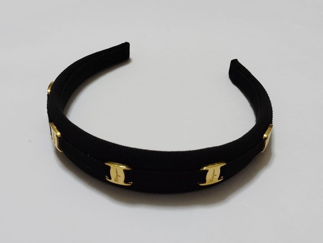 Ferragamo カチューシャ