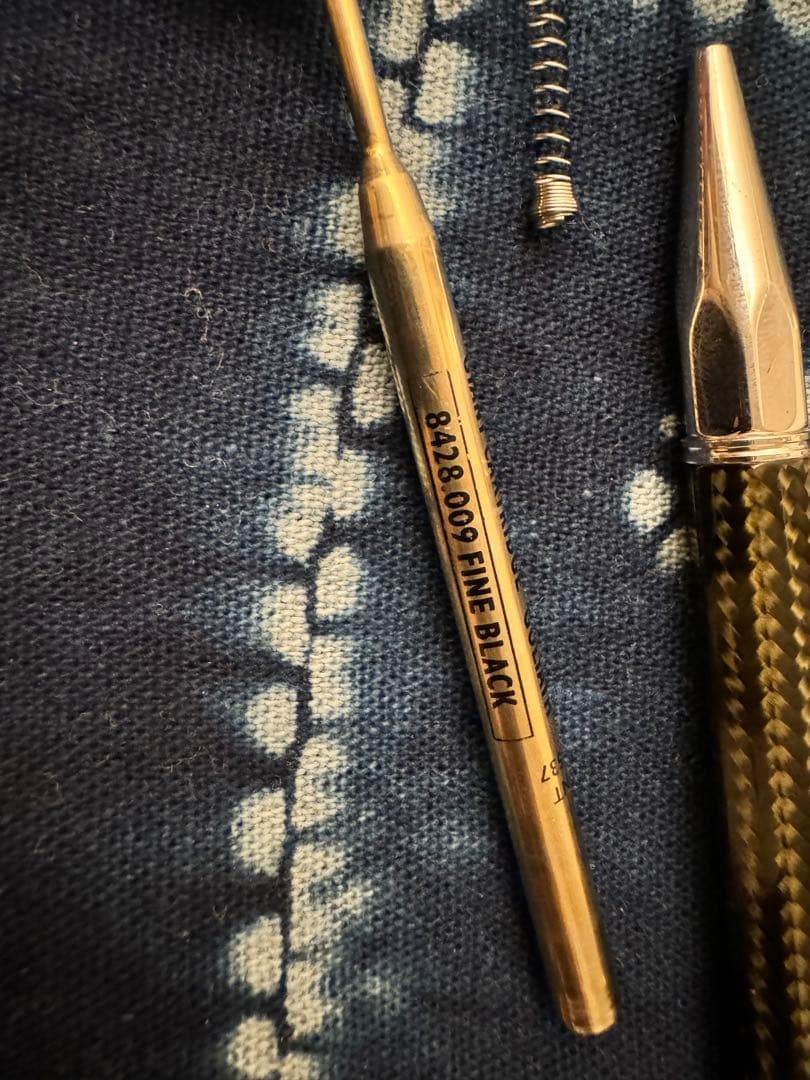 CARAN D'ACHE バリアス カーボン3000 ボールペン