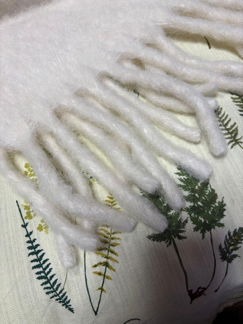 モンクレール　マフラー シャギー