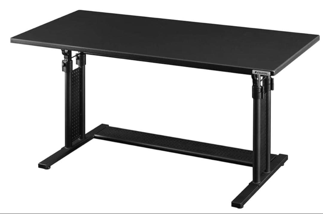 バウヒュッテ　ゲーミングテーブル