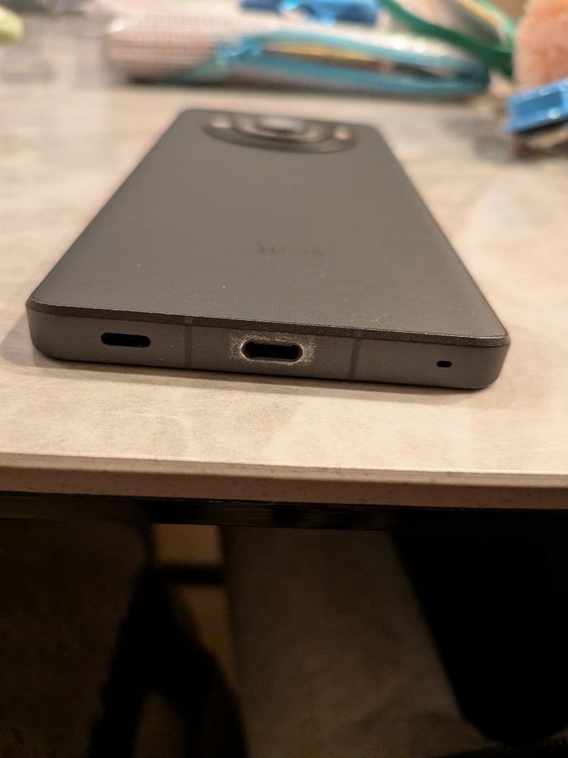 AQUOS R8 pro　A301SH スマートフォン 本体