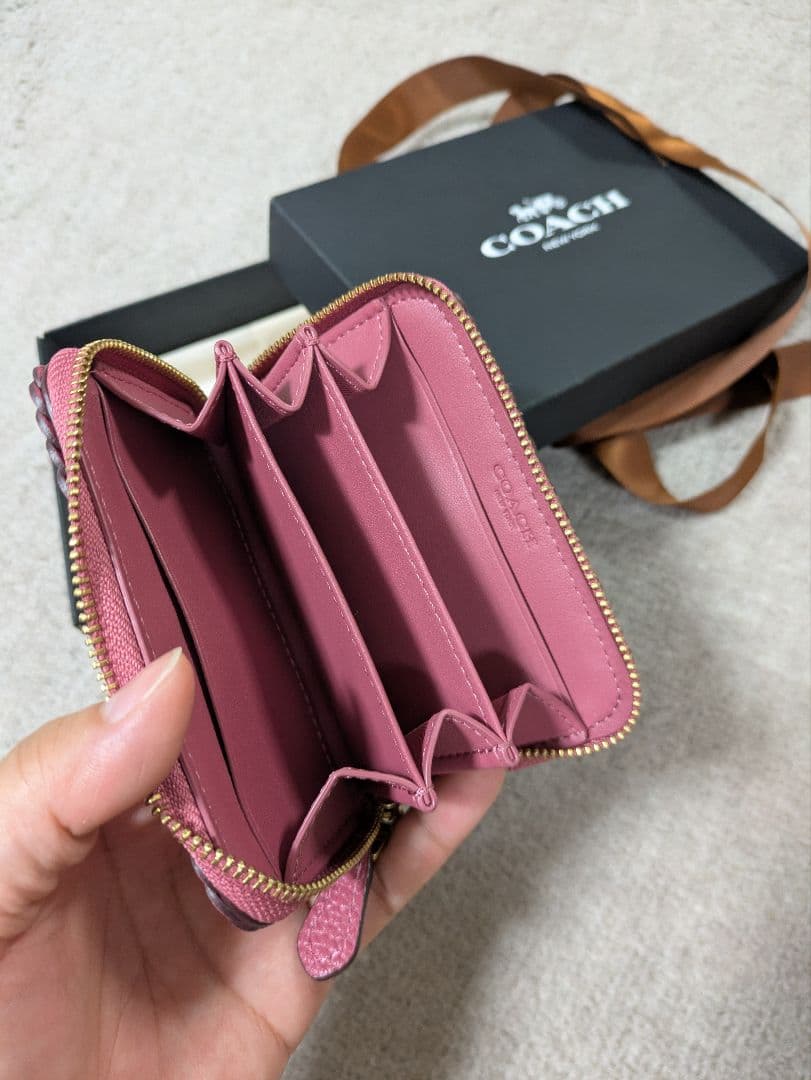coach コーチ　新品、正規品　ミニ財布　ケース　カードケース