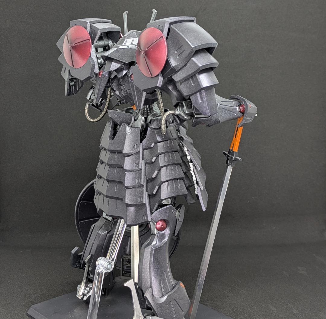 ボークス IMS 1/100 バッシュ・ザ・ブラックナイト 塗装済み完成品