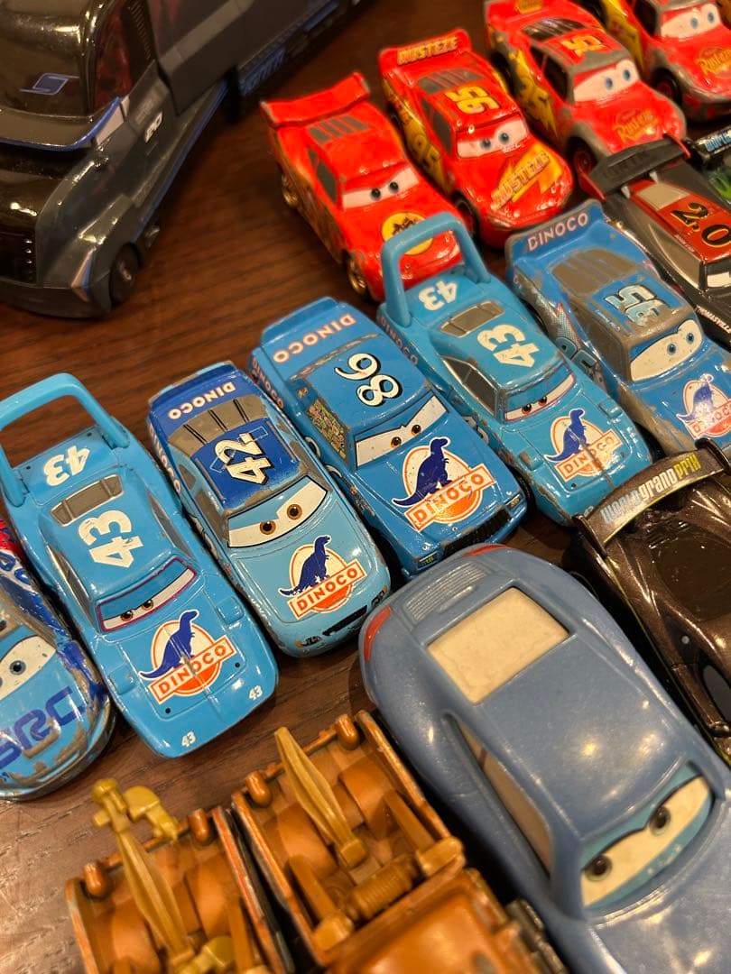 最終値下げ❤︎カーズまとめ売り82台　ブック付き