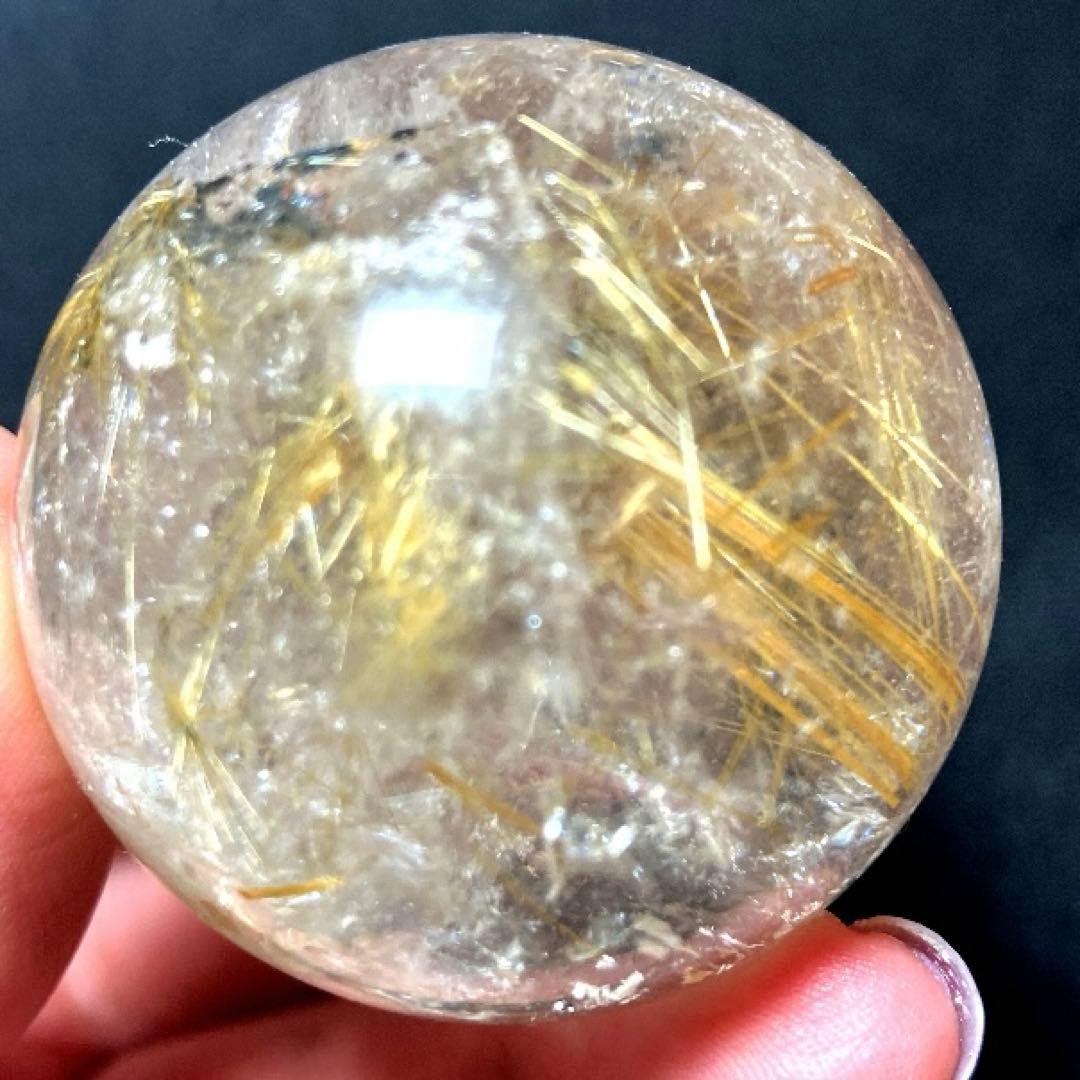 43mm 虹入りゴールドルチルクォーツ　丸玉　スフィア　金針水晶