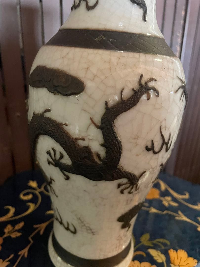 清時代　成化年造　壺　中国美術　骨董品　名入り　年代物　アンティーク