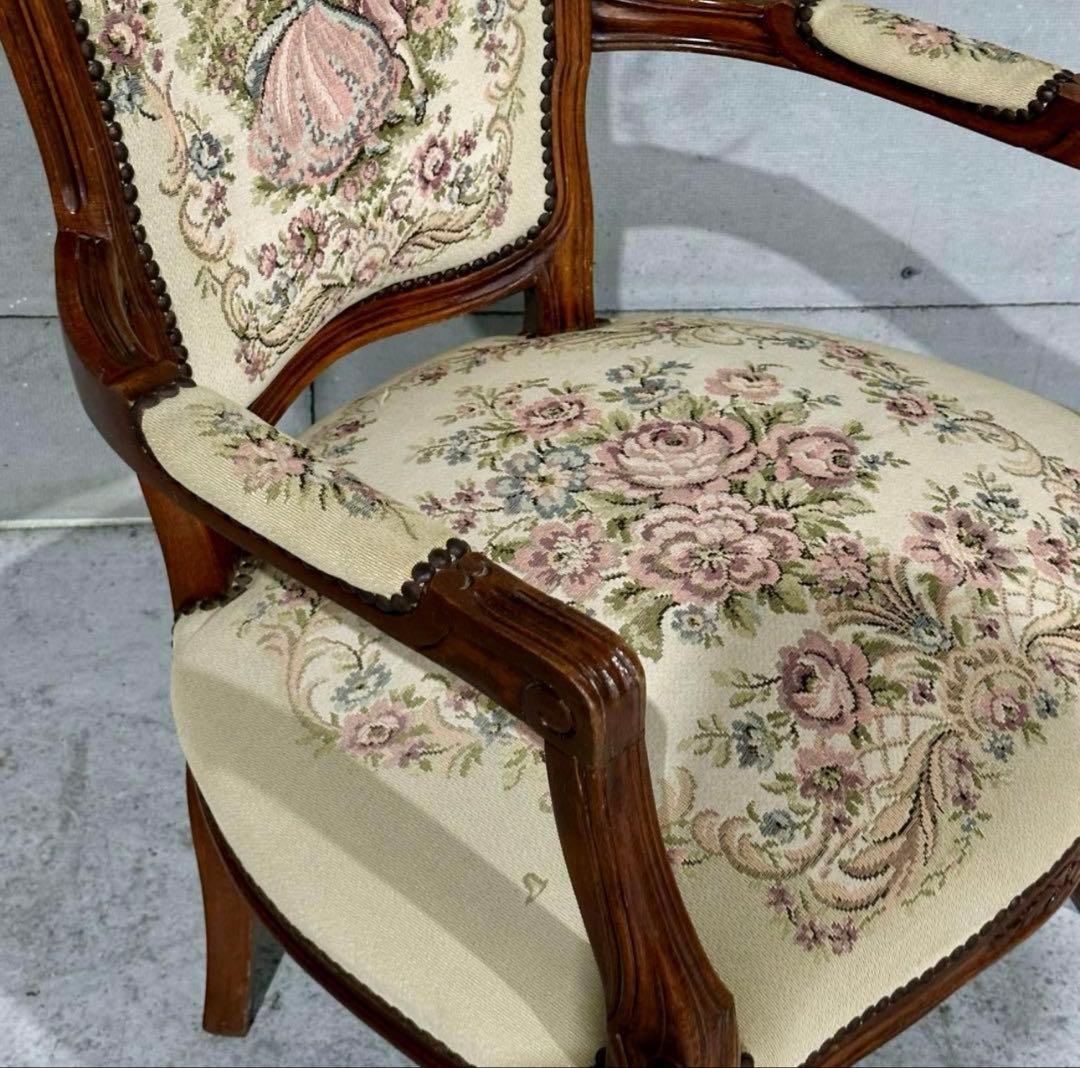 ✦王室気分✦ ロココ調アンティーク 輸入家具 アームチェア サロンチェア　女王様