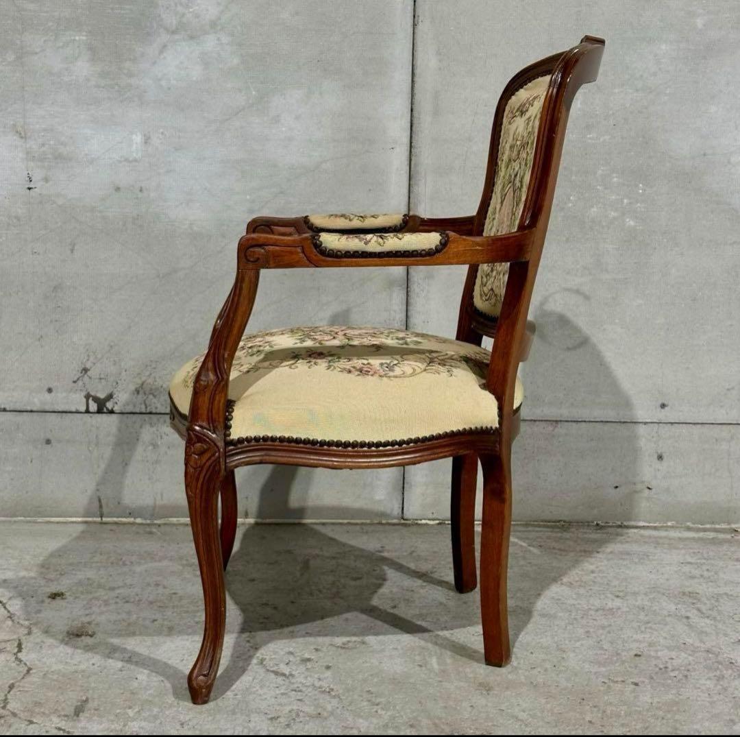 ✦王室気分✦ ロココ調アンティーク 輸入家具 アームチェア サロンチェア　女王様