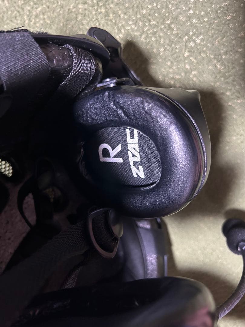 タクティカルヘルメット ブラック ヘッドセット付き