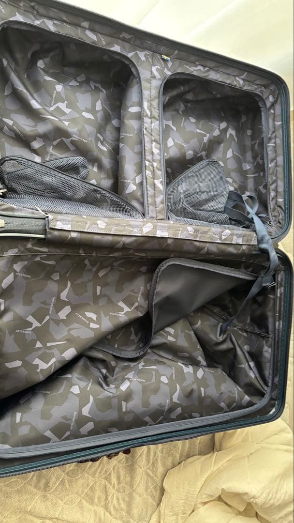 ★*★様 イノベーター スーツケース INV80 LARGE 92L ディープシ